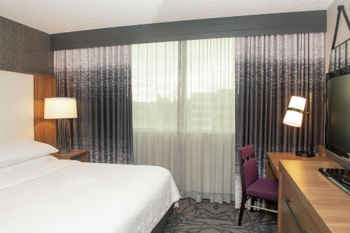 Embassy Suites by Hilton Walnut Creek image 17